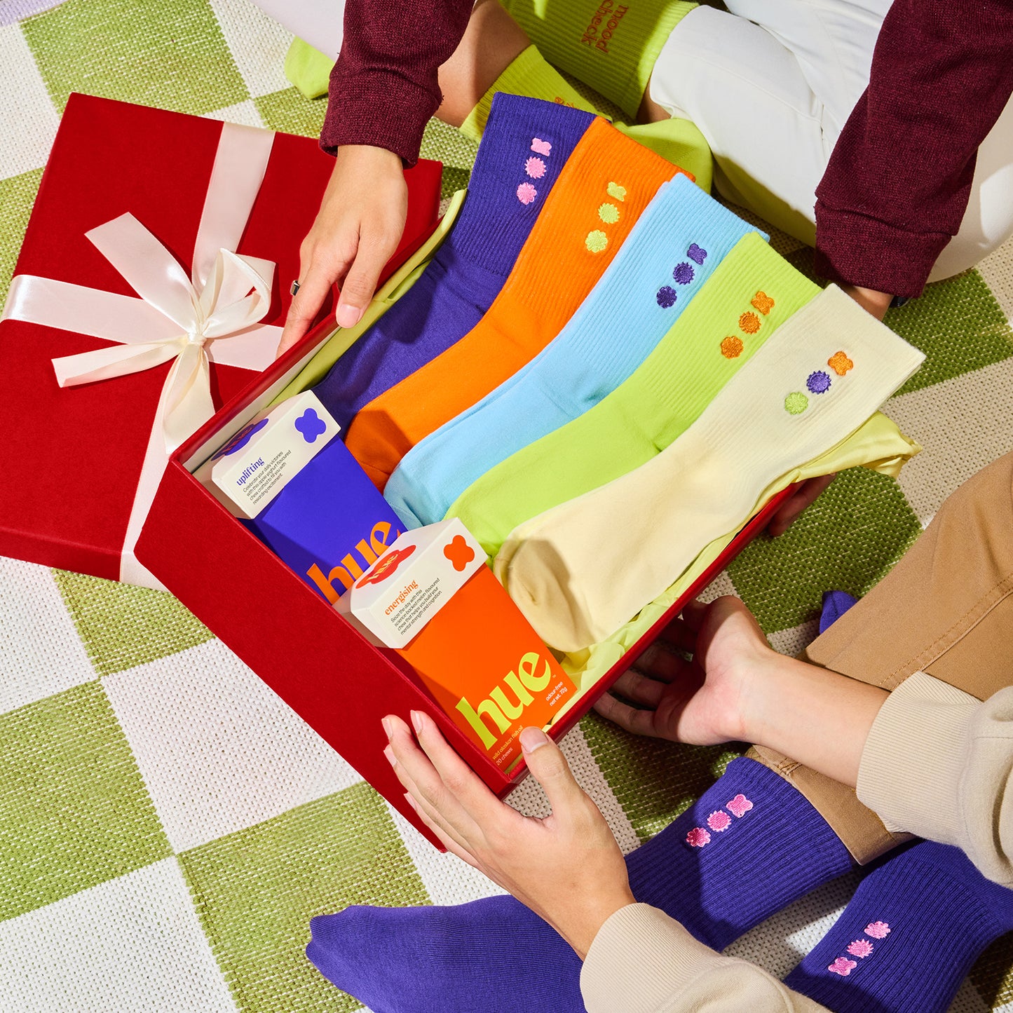 hue mood socks - green
